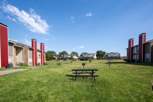 Picnic & Grill Area