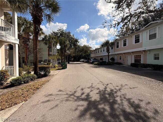 Photo - 3255 Tamara Dr Unit 16