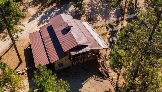 Photo - Beautiful 2 Bed/ 1 Bath Apartment in Victor