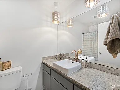 Photo - 17168 Sawyer St SE