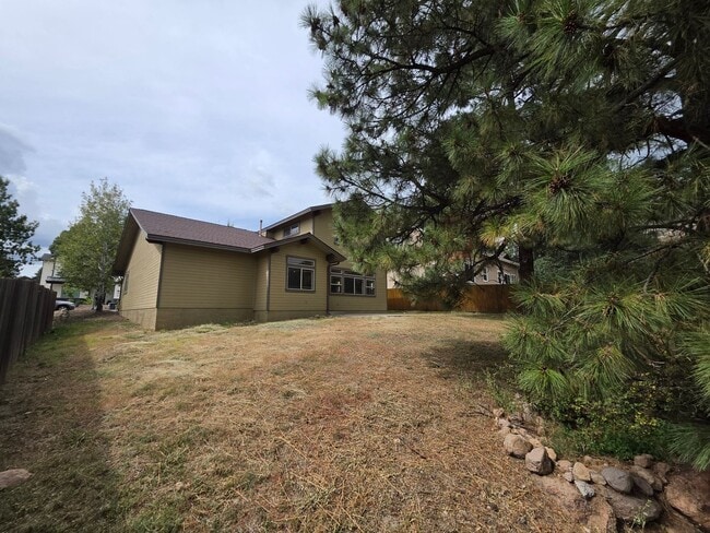 3722 E Avocet Way