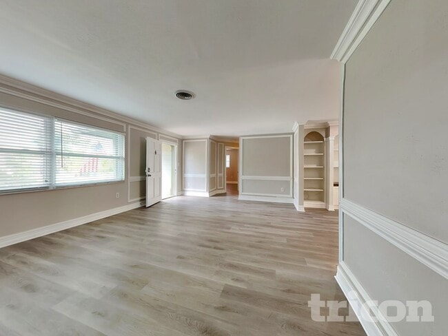 Photo - 331 Mendez Dr