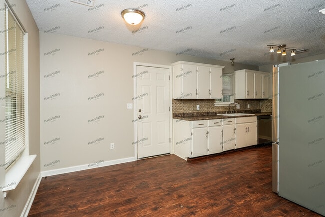 Photo - 1218 W South St