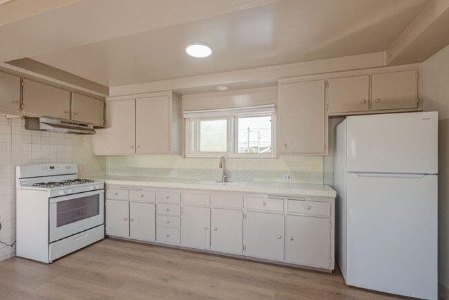 Photo - Spruce Ave Residences Unidad 304 1/2