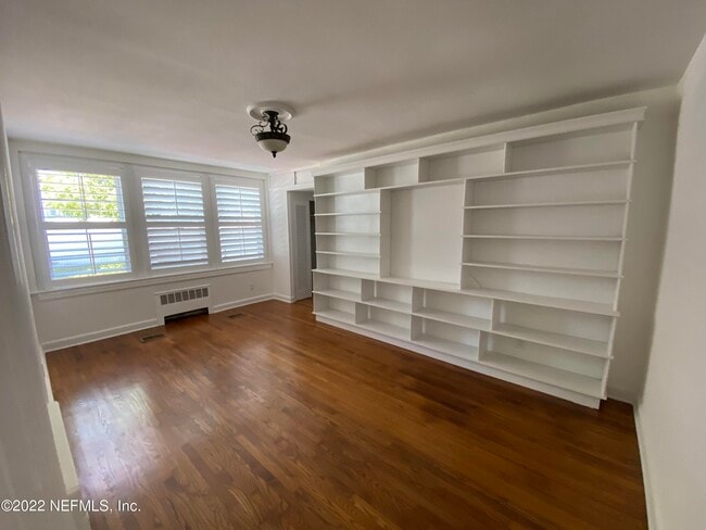Photo - 1271 Belmont Terrace