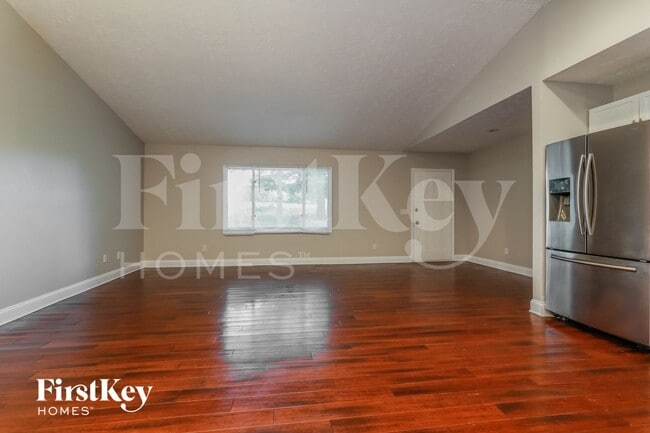 Photo - 2738 N Bogan Rd NE