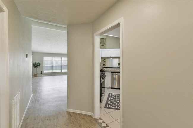 Photo - 7211 Fuchsia Ln