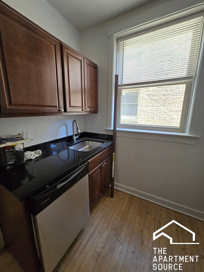 Photo - 5133 N Damen Ave Unit 3