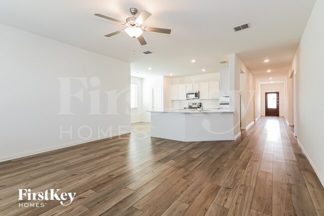 Photo - 206 Autumn Sage Ln