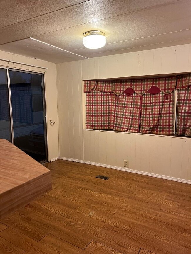 Photo - 3109 Switzer Rd