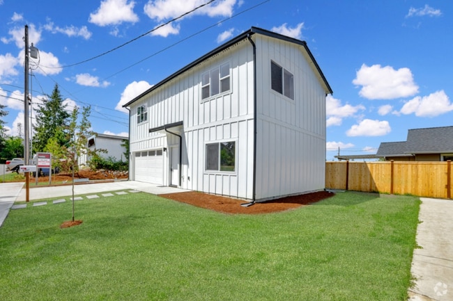 Building Photo - 4944 N Vassault St Rental