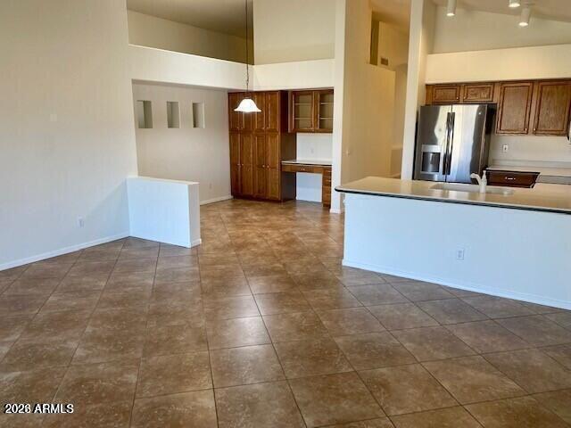 938 W Azalea Pl