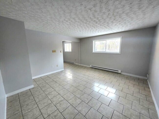 Photo - 17 Scott Ave Unit 4