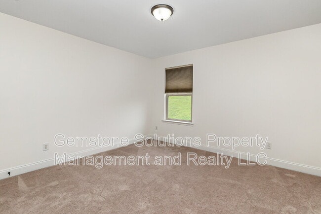 Photo - 76 Molly Bright Ln