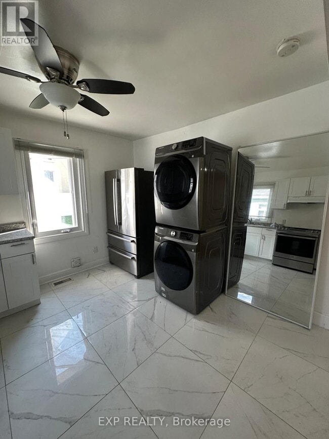 Photo - 304 Frontenac St