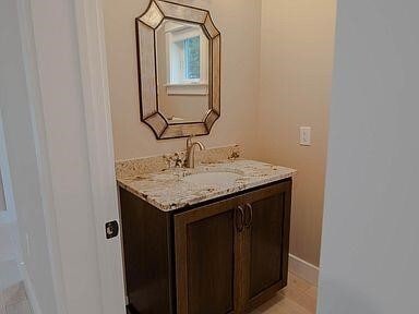 Photo - 294 W 2nd St