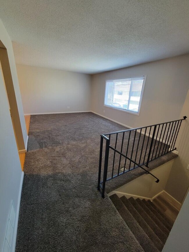 796 125th Ln NE Townhome Townhome Rental in Blaine MN