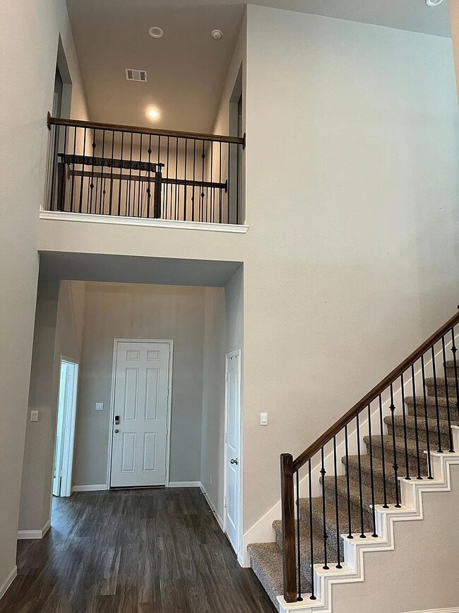 Building Photo - Four bedroom home with dedicated home office, game room, 2.5 bathrooms, and fenced yard in Fairwa...