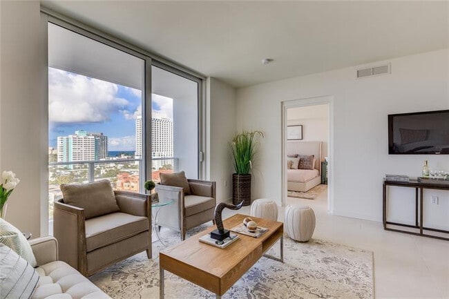 Photo - 401 N Birch Rd Unit 1012