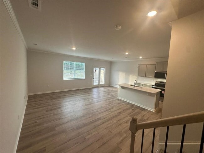 Photo - 23 Berryville Dr