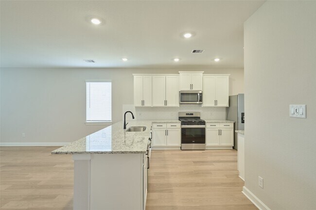 Photo - 21554 Bluebonnet Bay Dr