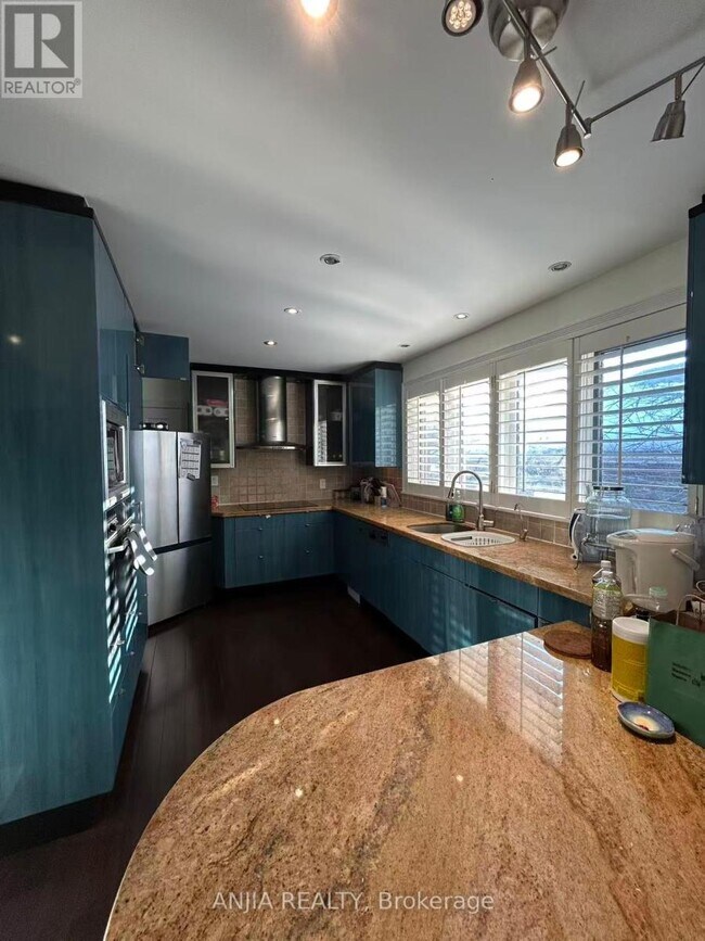 Photo - 500 Huntingwood Dr