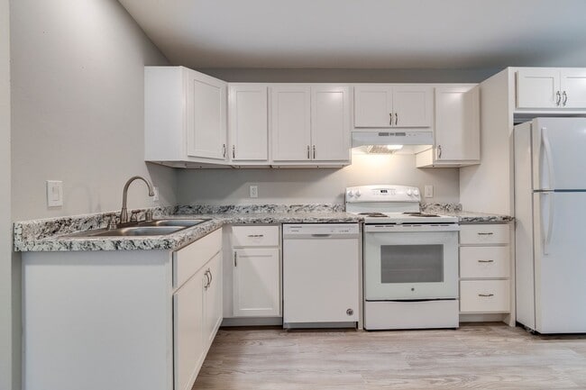 Arbor Arms Apartments