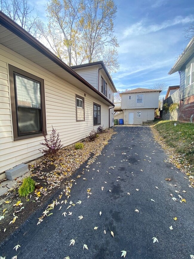 Photo - North AVL - Renovated 1920's Home with Separate 1/1 Apartment!