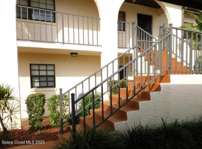Building Photo - 1675 S Fiske Blvd Unit 155 Rental