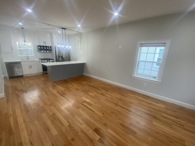 Photo - 226 River St Townhome