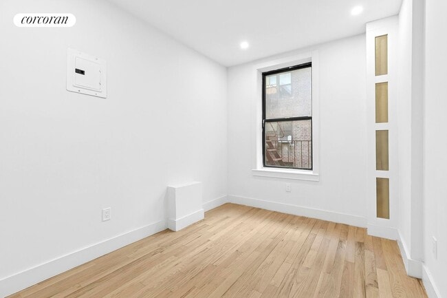 Photo - 204 W 96th St