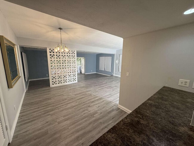 Photo - 400 E Prima Vista Blvd