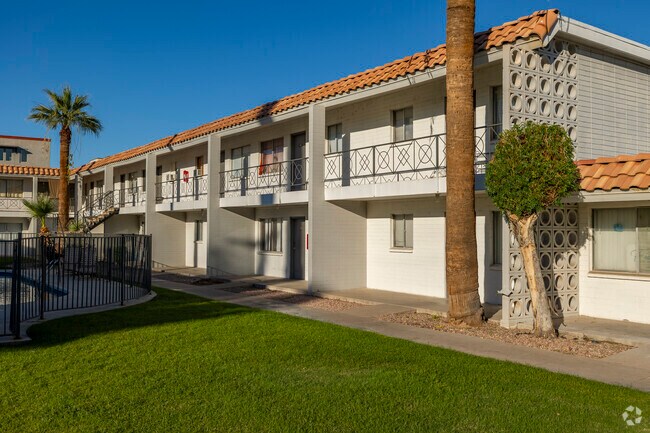 Scottsdale Suites Apartments - Scottsdale Suites Apartments