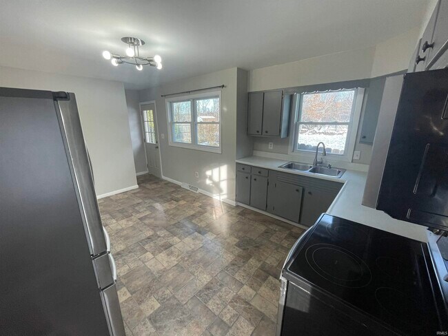 Photo - 4101 E Boltinghouse Rd