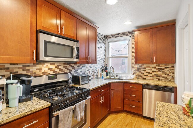 Photo - 2528 Carey Wy Unit #2