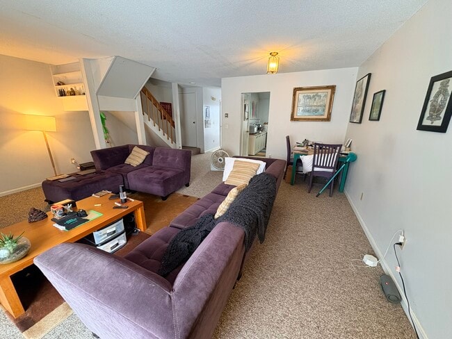 Photo - K6 Stonehedge Dr