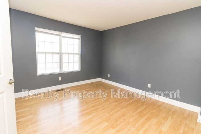 Photo - 1707 Kirby Ave Unit B