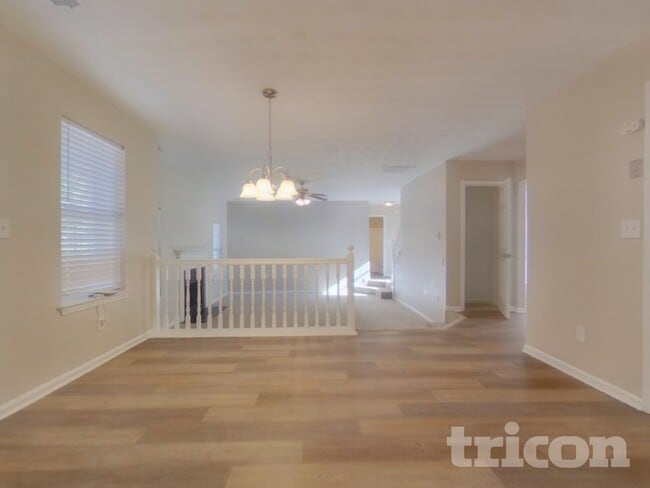 Photo - 63 Shadowhill Ct