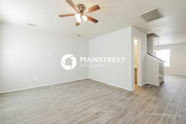 Photo - 3 Bedroom Pet-Friendly Home in Humble, TX with Main Street Renewal