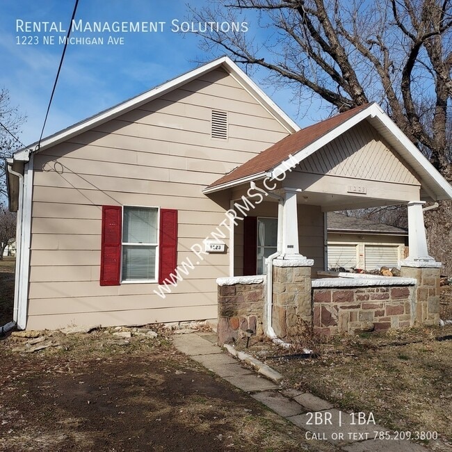 Building Photo - 1223 NE Michigan Ave Rental