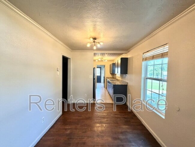 Photo - 4308 E 4th Pl