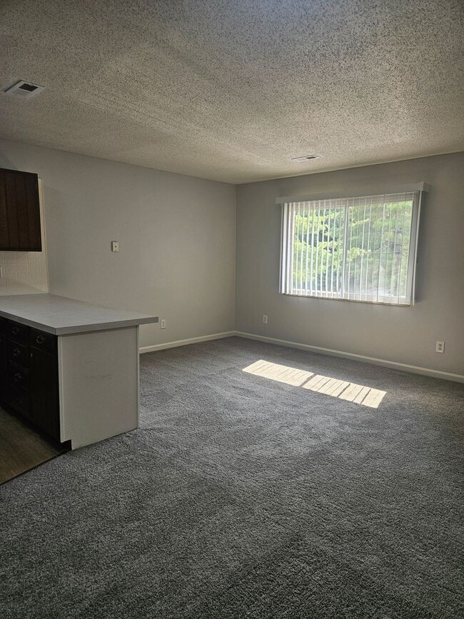 Photo - 409 Green Valley Dr Unit Apt #46