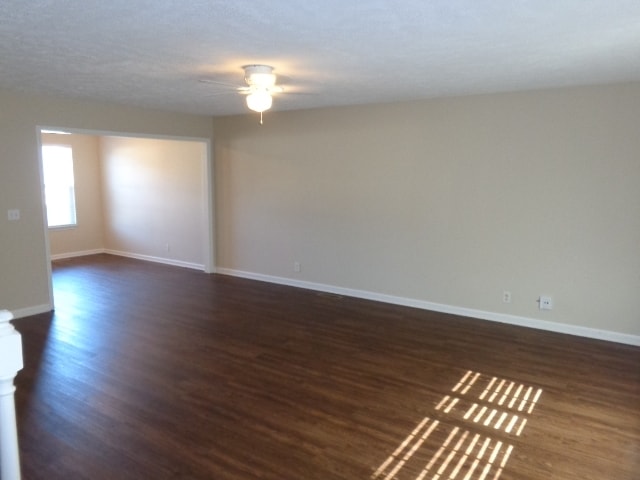 Photo - 2836 Islington Dr