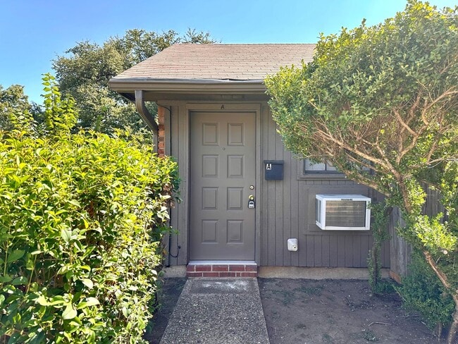 Photo - 4905 El Campo Ave Unit 1