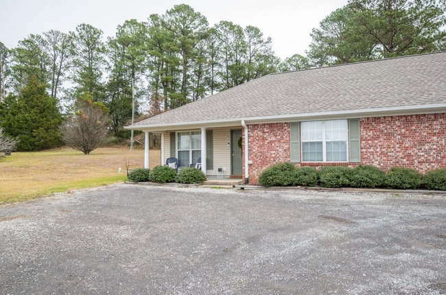 Photo - 127 Darby Way