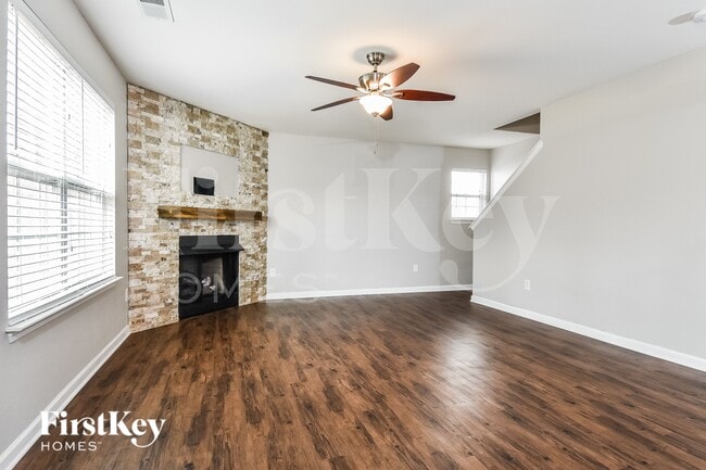 Photo - 234 Taylors Landing Ave