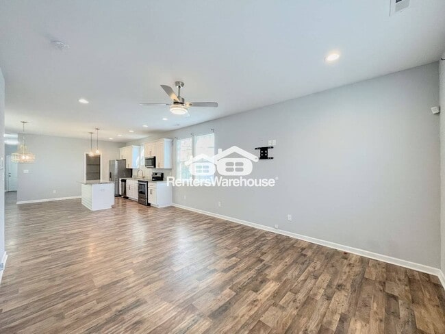 Photo - 1900 County St