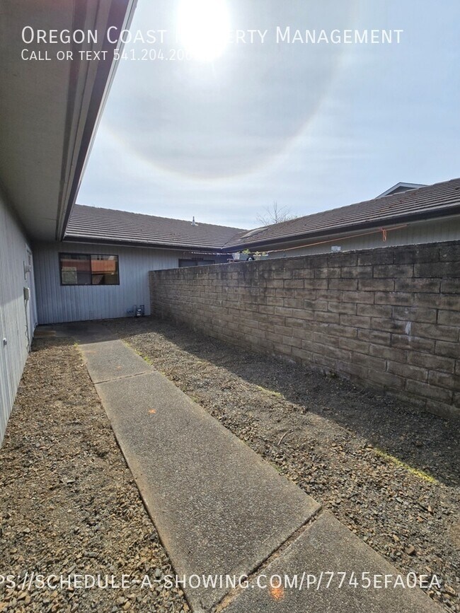 Photo - 2bed/2.5bath home w/bonus space