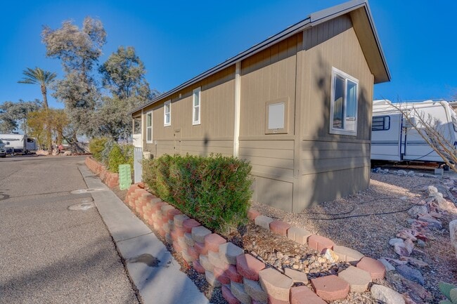 Photo - 1600 Silver Creek Rd