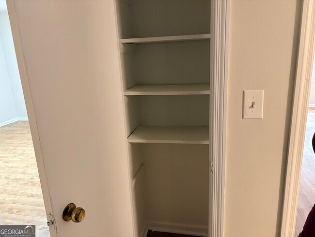 Photo - 407 Fayetteville Rd